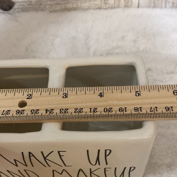 Rae Dunn Wake Up And Makeup Holder - Picture 8 of 8